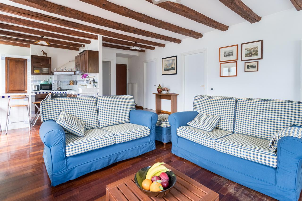 Una Terrazza Da Sogno By Rent All Como Lejlighed Carate Urio Eksteriør billede